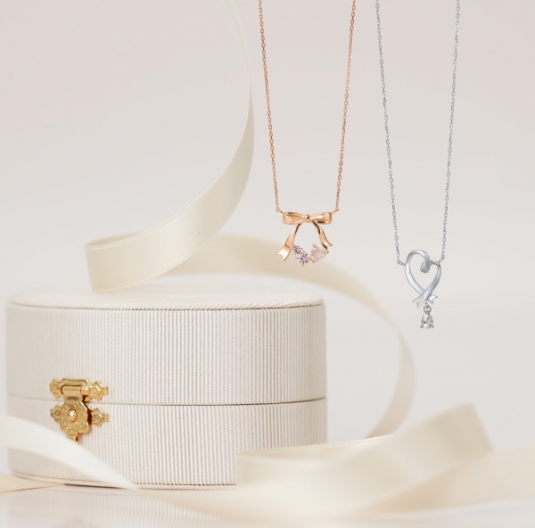 ◇限定BOX付◇ホワイトデーネックレス | サマンサティアラ | 大丸札幌店公式 SHOP BLOG
