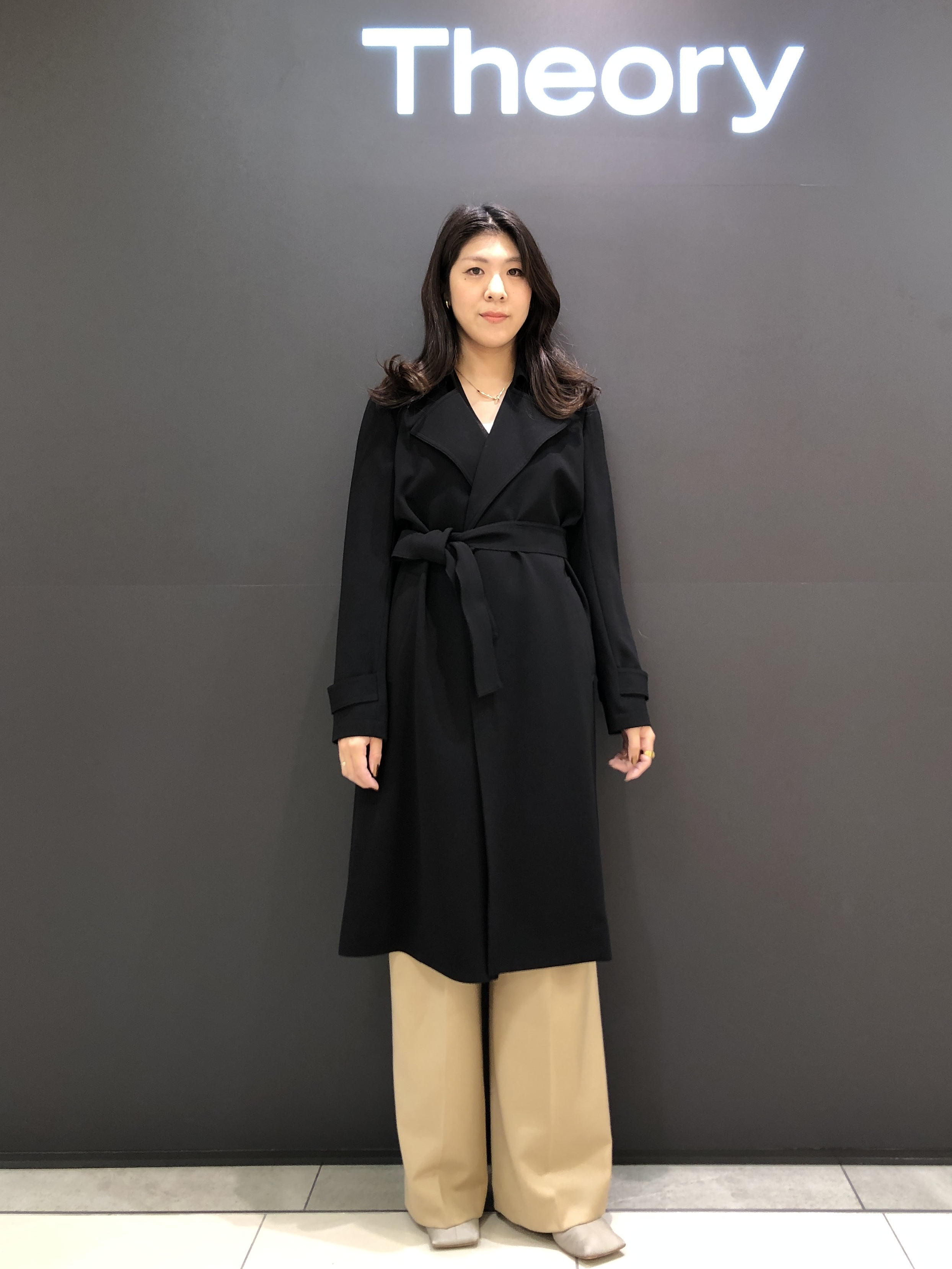 秋のトレンチコート | セオリー | 大丸札幌店公式 SHOP BLOG