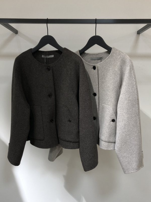 セオリーリュクス♡　コート　冬物　新品未使用　タグ付き theory luxe タグ付き新品未使用 ウォッシャブル アウター