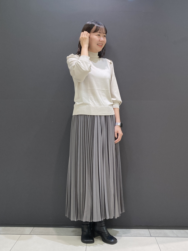 ー品販売  | 新作プリーツスカートご紹介】 セオリーリュクス 大丸札幌店 | スカート