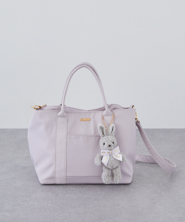 うさぎチャームとセットの新作バッグが登場🎀 | メゾンド