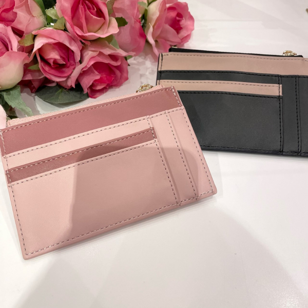 ソリッドリボンフラグメントケース」にPinkのカラーが入荷
