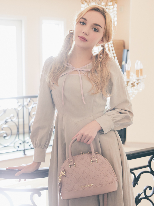 新作のモノグラムライトムーンバッグが入荷? | メゾンドフルール | 大丸札幌店公式 SHOP BLOG