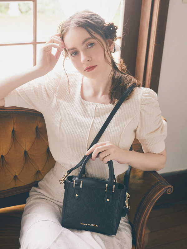 人気のモノグラムシリーズから新型バッグが登場🎀 | メゾンドフルール | 大丸札幌店公式 SHOP BLOG