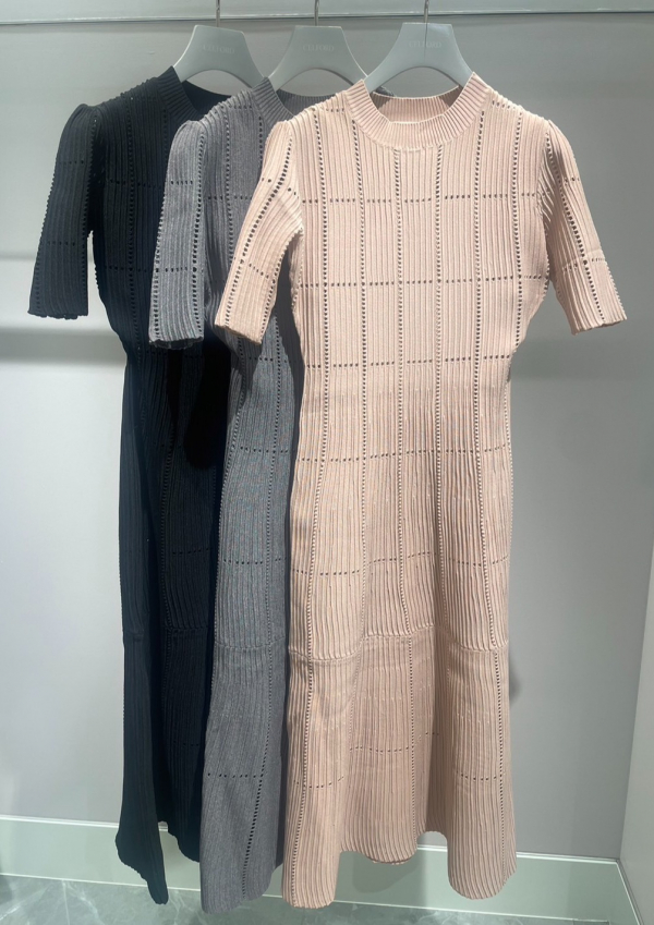 セルフォード】大人気ニットワンピース👗のご紹介 | CELFORD