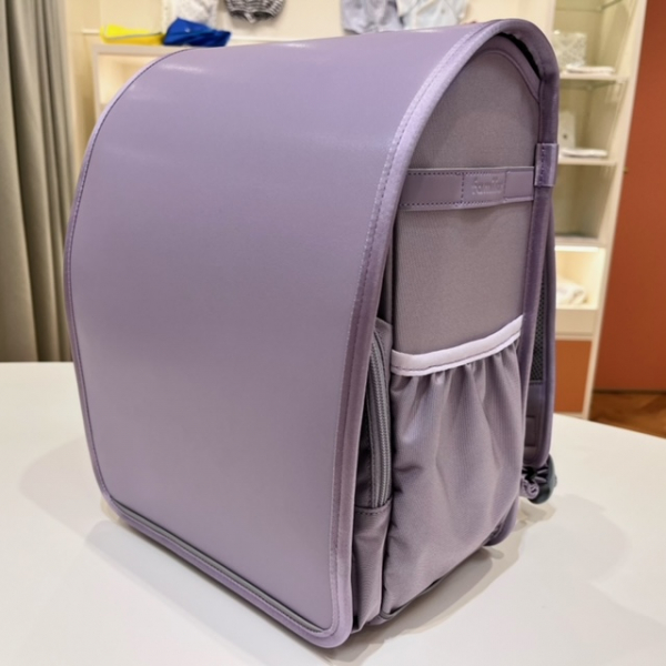 【2024秋冬新作】 ファミリアのランドセル】軽量型ランドセルair ran.のご紹介です トップス